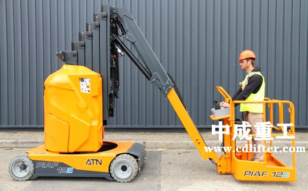 桅柱式高空作業(yè)平臺產(chǎn)品